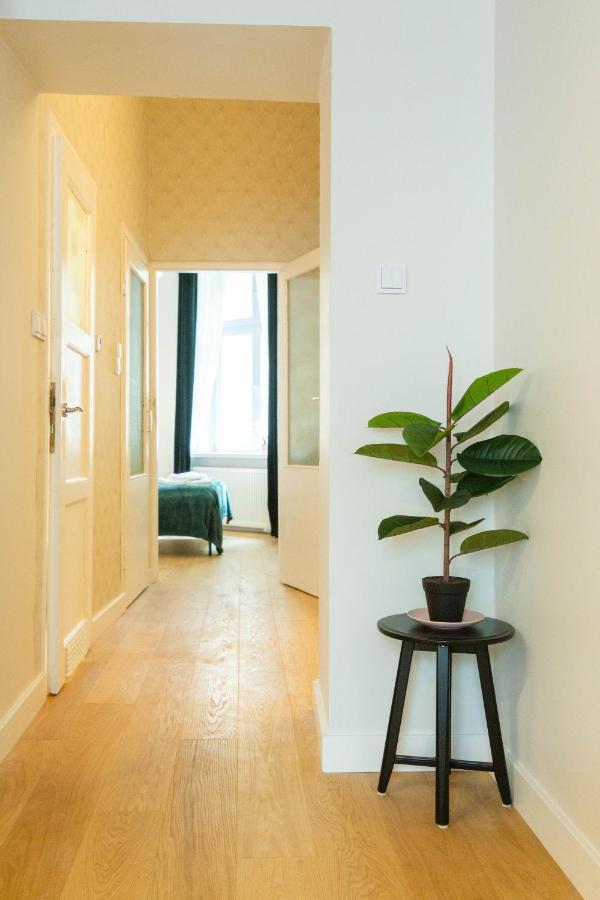 Glamorous And Brand New 2 Bedroom Krasków Εξωτερικό φωτογραφία